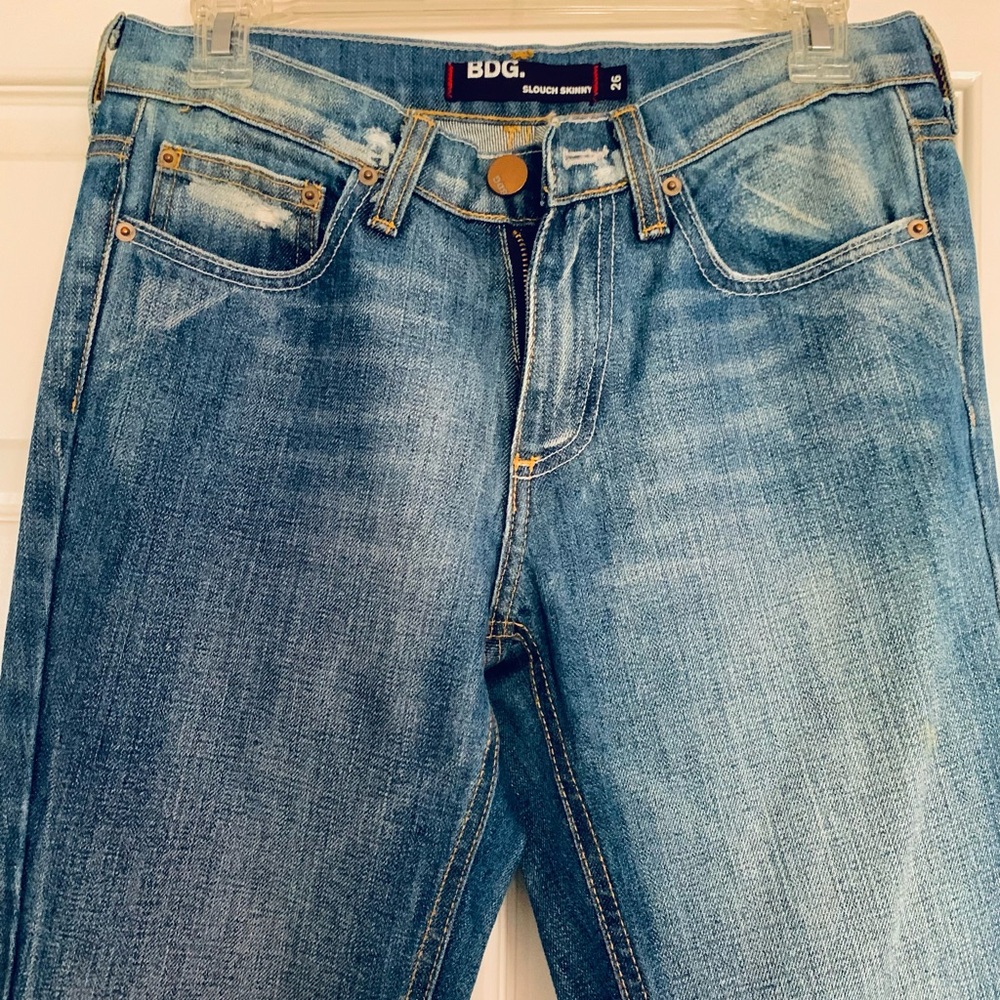 BDG Slouch Skinny Mom Jeans